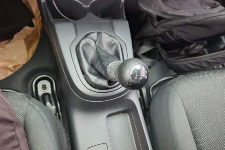 Used Honda Fit 2016 1.5L LX Manual Comfort Model Gear Lever