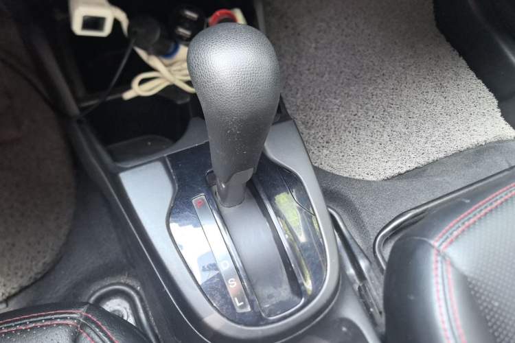 Used Honda Fit 2016 1.5L LX CVT Comfort Model Gear Lever