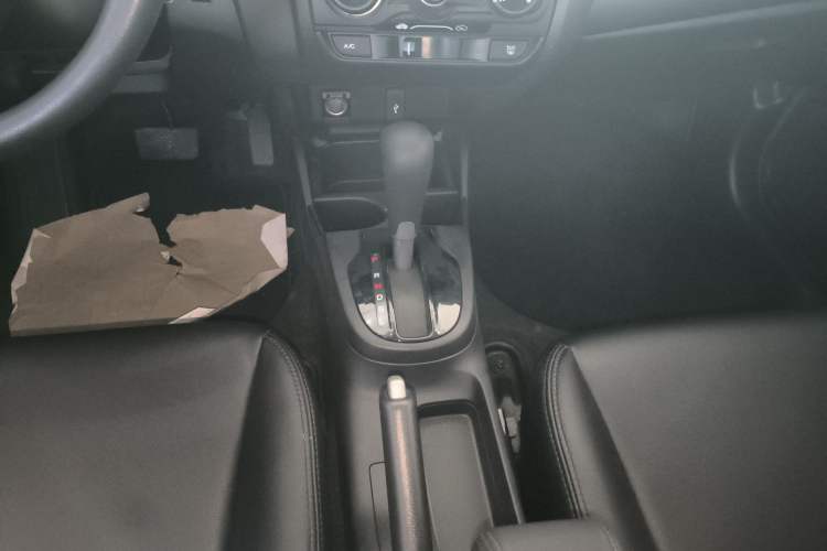 Used Honda Fit 2016 1.5L LXS CVT Comfort Sunroof Version Gear Lever