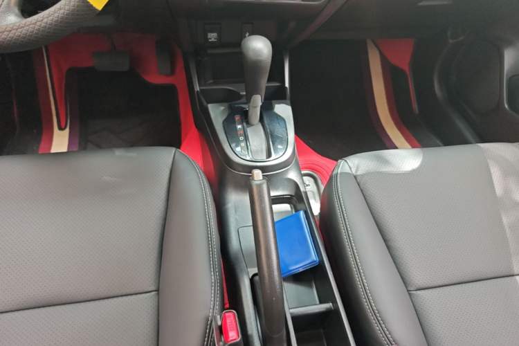 Used Honda Fit 2016 1.5L LX CVT Comfort Model Gear Lever