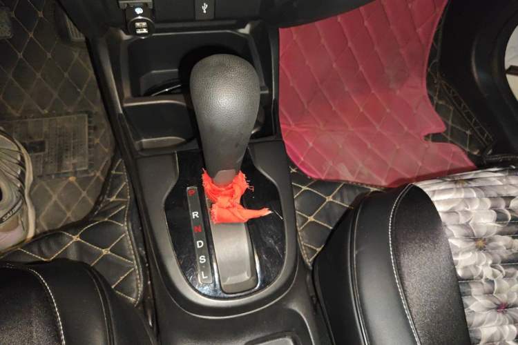 Used Honda Fit 2016 1.5L LXS CVT Comfort Sunroof Version Gear Lever