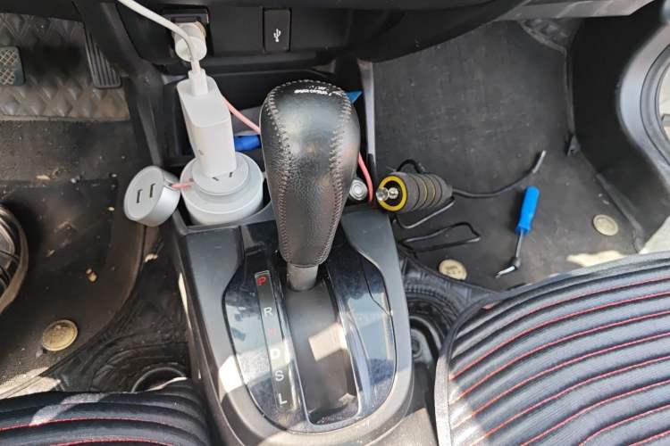 Used Honda Fit 2016 1.5L LXS CVT Comfort Sunroof Version Gear Lever