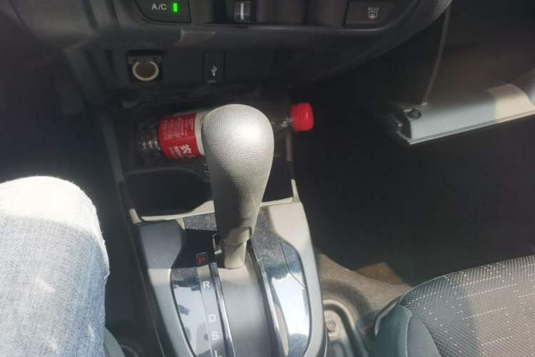 Used Honda Fit 2016 1.5L LX CVT Comfort Model Gear Lever