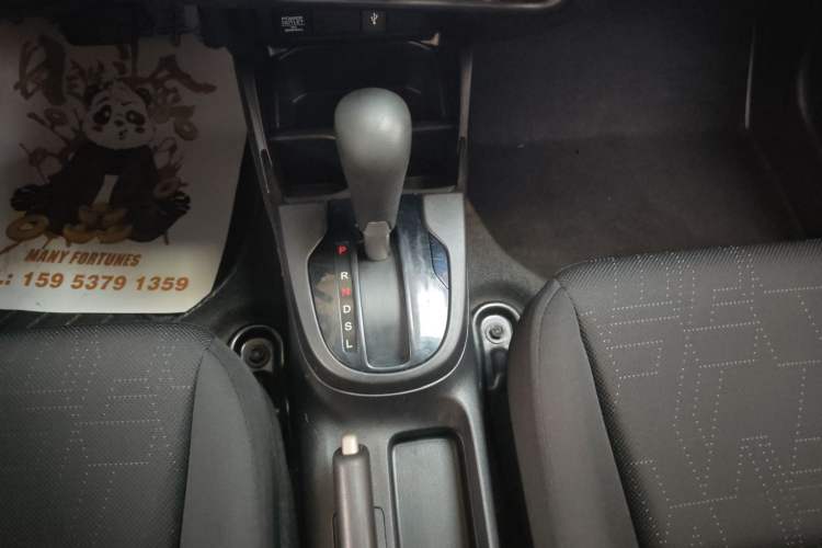Used Honda Fit 2016 1.5L LXS CVT Comfort Sunroof Version Gear Lever
