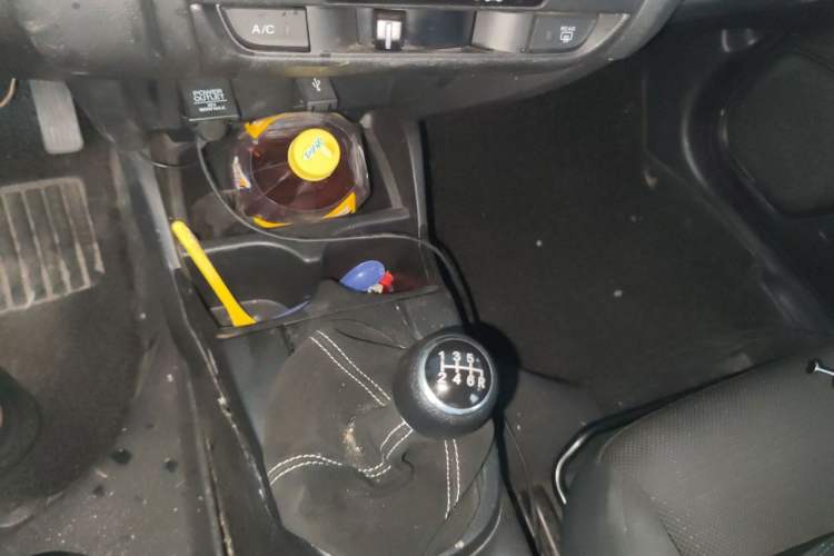 Used Honda Fit 2016 1.5L LX Manual Comfort Model Gear Lever
