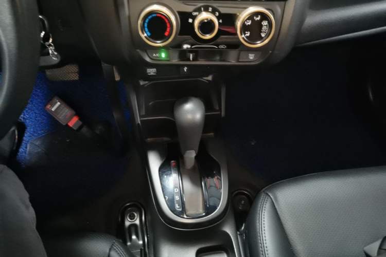 Used Honda Fit 2016 1.5L LX CVT Comfort Model Gear Lever