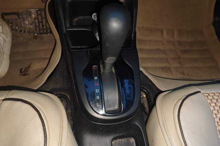 Used Honda Fit 2016 1.5L LX CVT Comfort Model Gear Lever