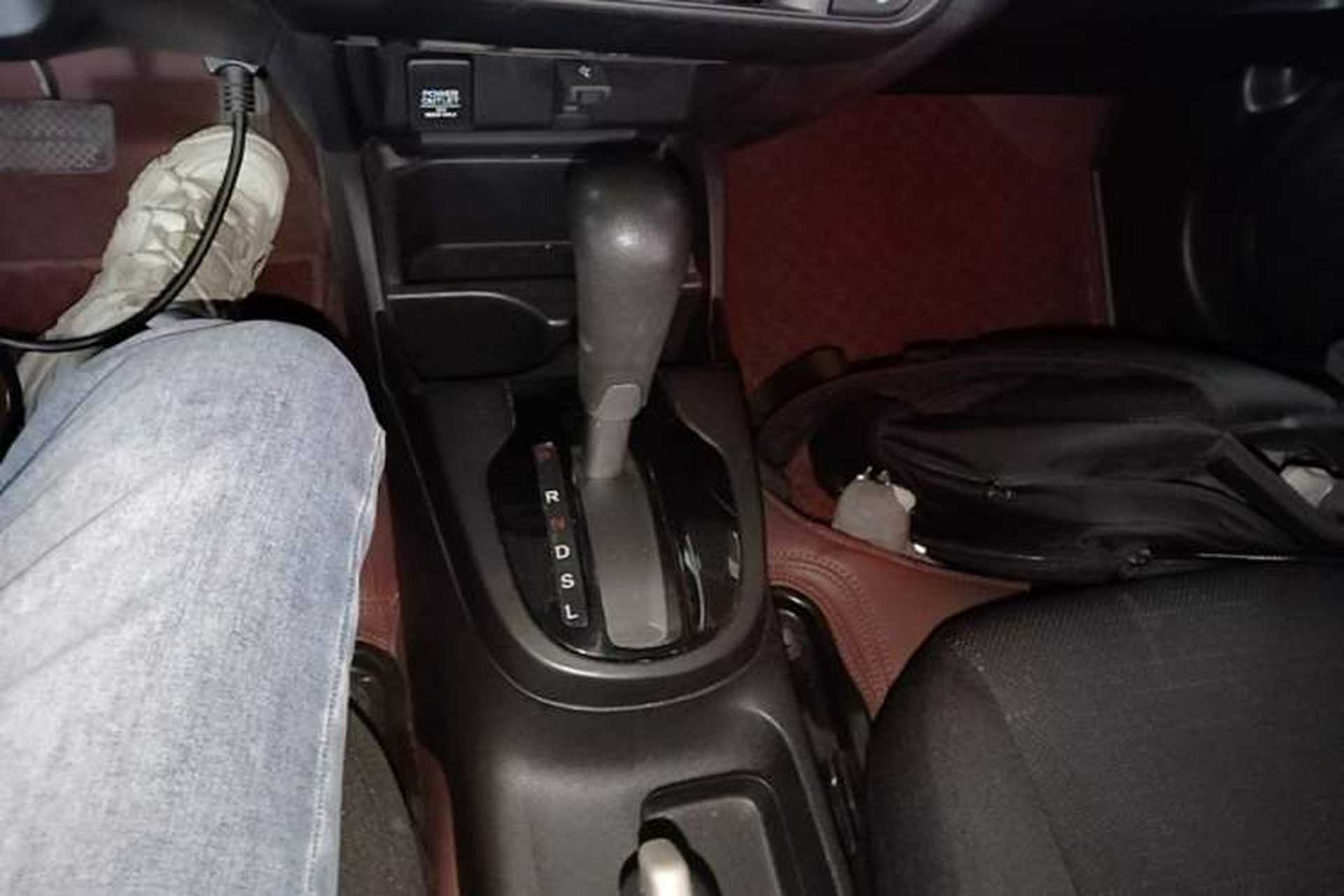 Used Honda Fit 2016 1.5L LX CVT Comfort Model Gear Lever