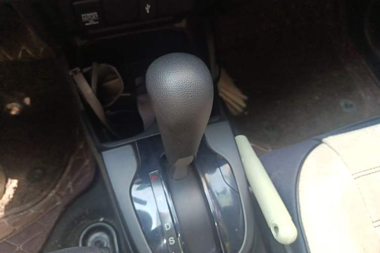 Used Honda Fit 2016 1.5L LX CVT Comfort Model Gear Lever