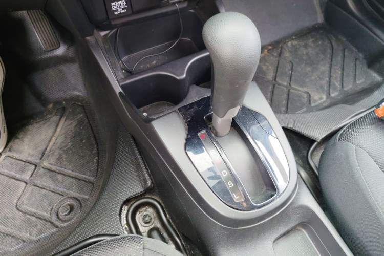 Used Honda Fit 2016 1.5L LXS CVT Comfort Sunroof Version Gear Lever