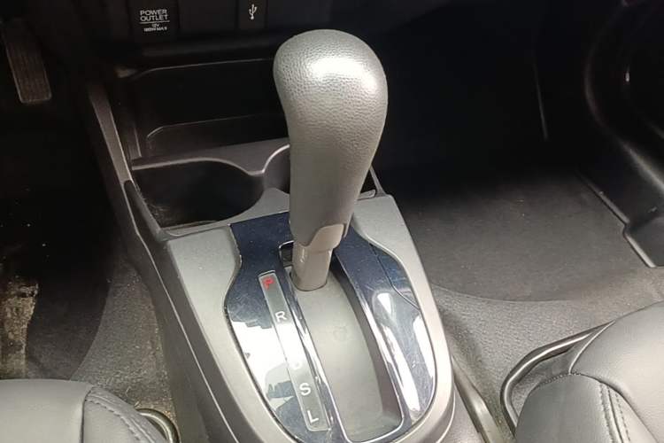 Used Honda Fit 2016 1.5L LX CVT Comfort Model Gear Lever