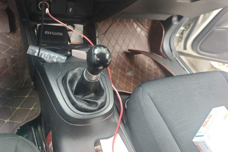 Used Honda Fit 2016 1.5L LX Manual Comfort Model Gear Lever