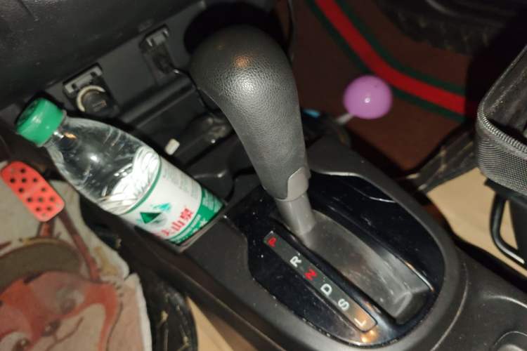 Used Honda Fit 2016 1.5L LXS CVT Comfort Sunroof Version Gear Lever