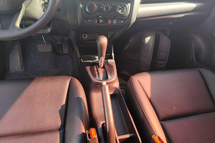 Used Honda Fit 2016 1.5L LXS CVT Comfort Sunroof Version Gear Lever