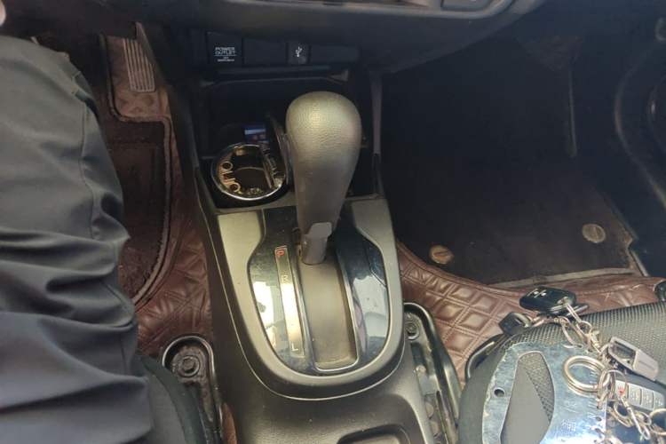 Used Honda Fit 2016 1.5L LX CVT Comfort Model Gear Lever