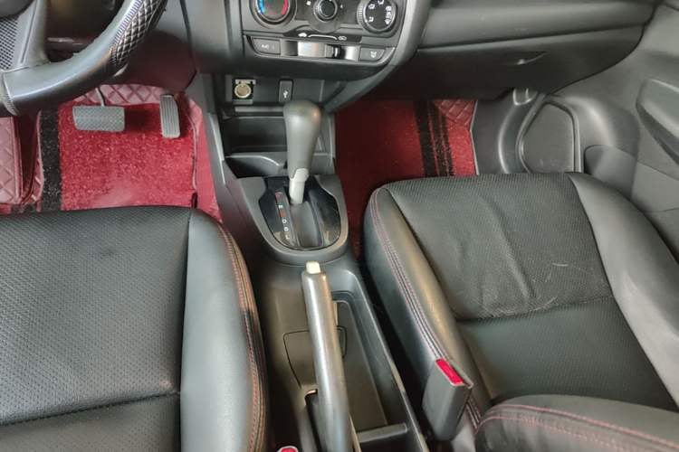 Used Honda Fit 2016 1.5L LX CVT Comfort Model Gear Lever