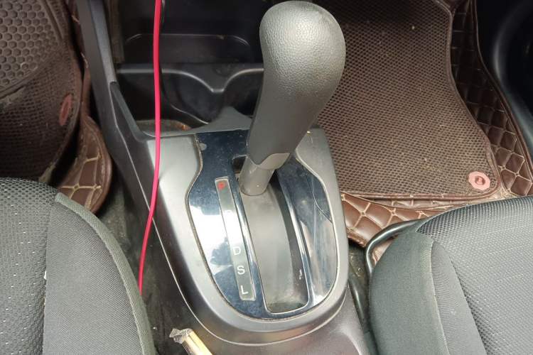 Used Honda Fit 2016 1.5L LXS CVT Comfort Sunroof Version Gear Lever