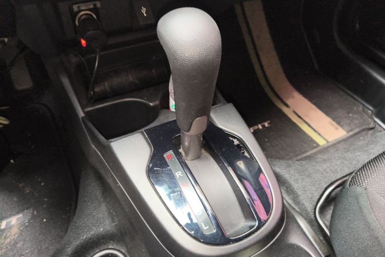 Used Honda Fit 2016 1.5L LX CVT Comfort Model Gear Lever