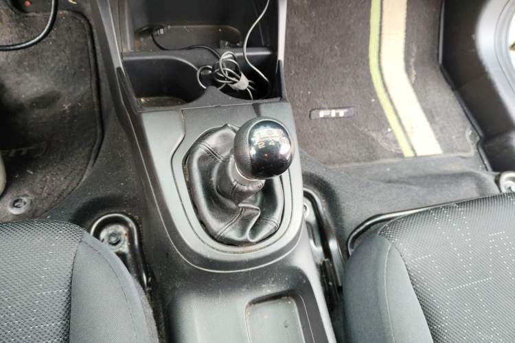 Used Honda Fit 2016 1.5L LX Manual Comfort Model Gear Lever