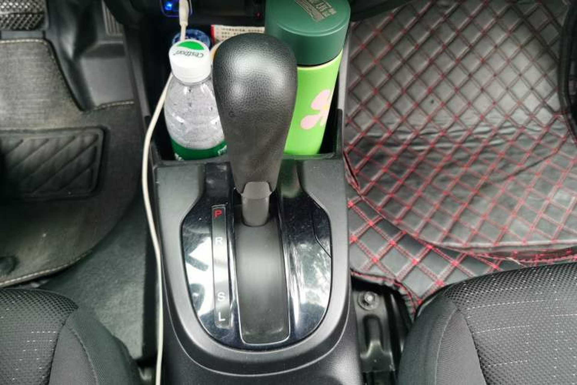 Used Honda Fit 2016 1.5L LXS CVT Comfort Sunroof Version Gear Lever