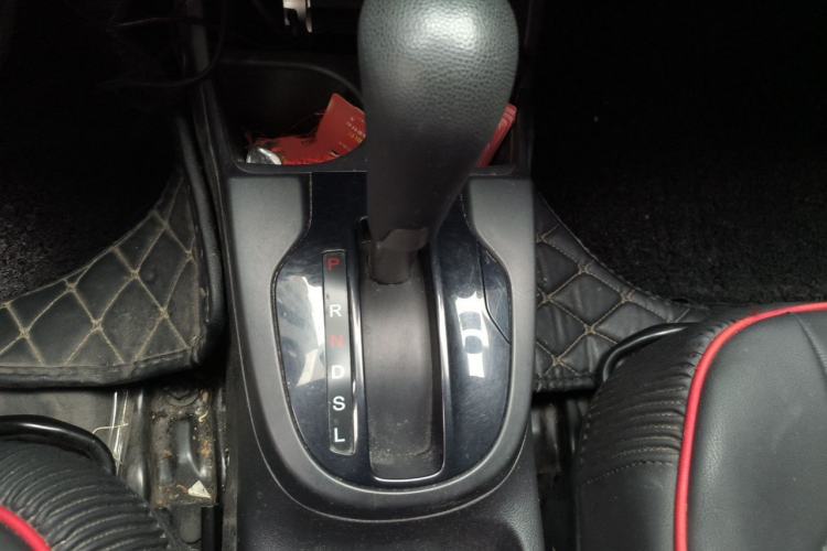Used Honda Fit 2016 1.5L LXS CVT Comfort Sunroof Version Gear Lever
