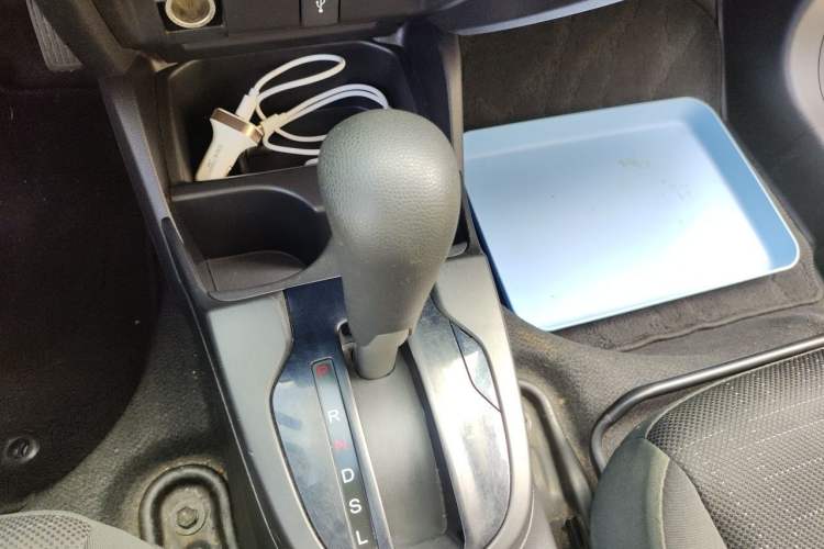 Used Honda Fit 2016 1.5L LXS CVT Comfort Sunroof Version Gear Lever