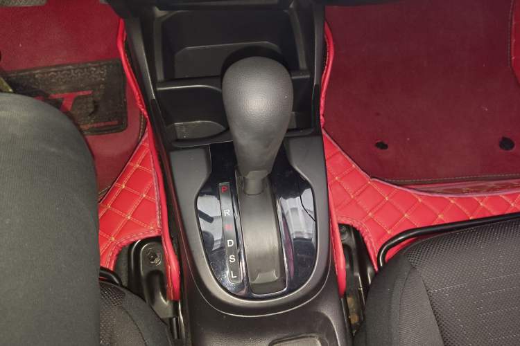 Used Honda Fit 2016 1.5L LX CVT Comfort Model Gear Lever