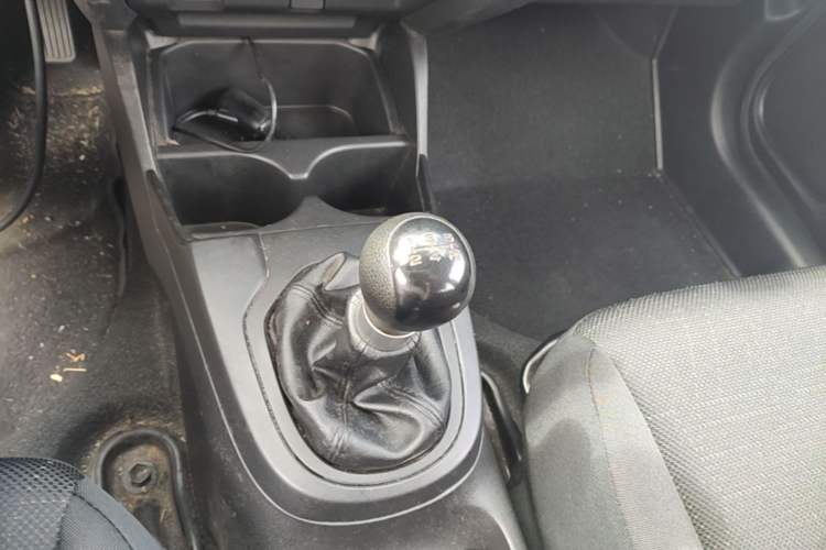 Used Honda Fit 2016 1.5L LX Manual Comfort Model Gear Lever