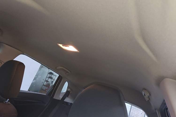 Used Honda Fit 2016 1.5L LX CVT Comfort Model Headliner