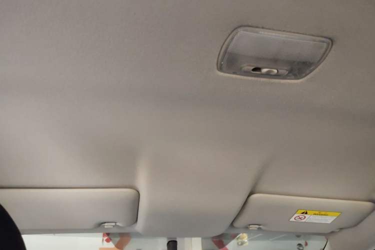 Used Honda Fit 2016 1.5L LX CVT Comfort Model Headliner