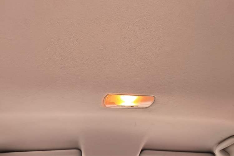 Used Honda Fit 2016 1.5L LX CVT Comfort Model Headliner