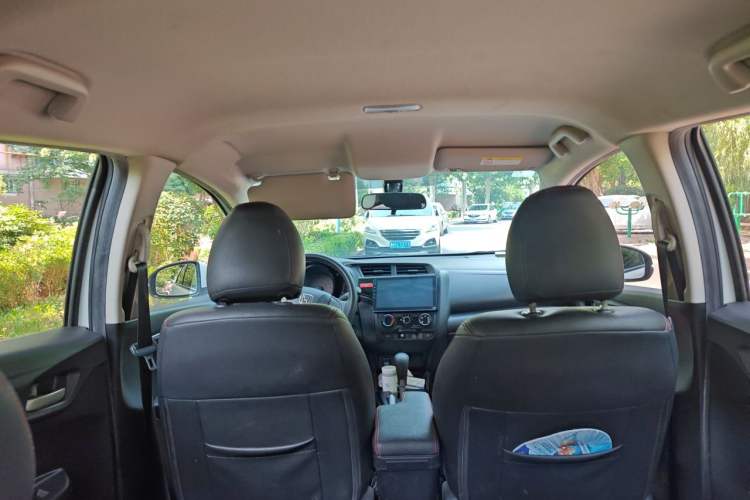 Used Honda Fit 2016 1.5L LX CVT Comfort Model Headliner