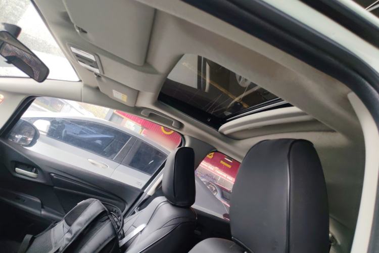 Used Honda Fit 2016 1.5L LXS CVT Comfort Sunroof Version Headliner