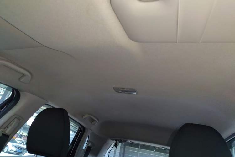 Used Honda Fit 2016 1.5L LX CVT Comfort Model Headliner