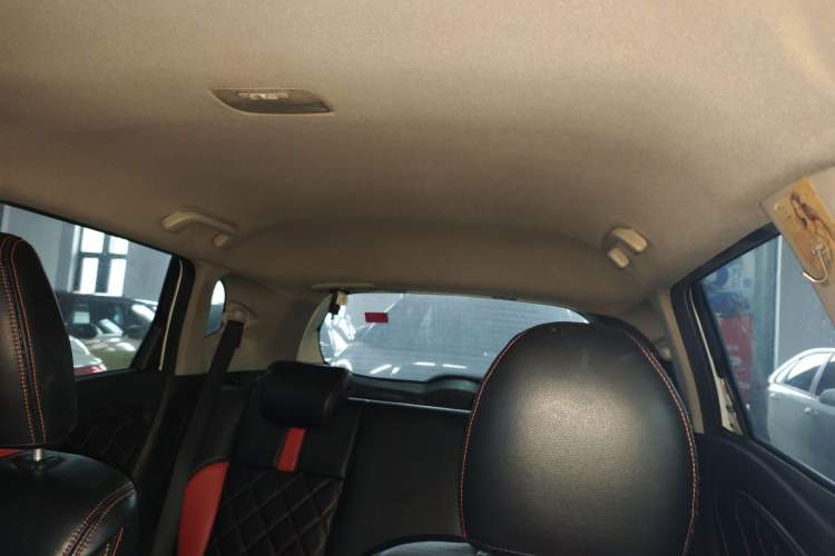 Used Honda Fit 2016 1.5L LX CVT Comfort Model Headliner