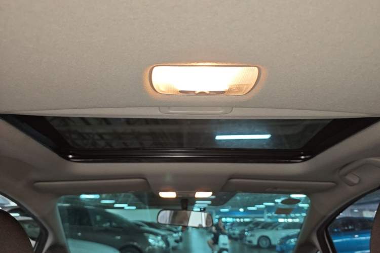 Used Honda Fit 2016 1.5L LXS CVT Comfort Sunroof Version Headliner