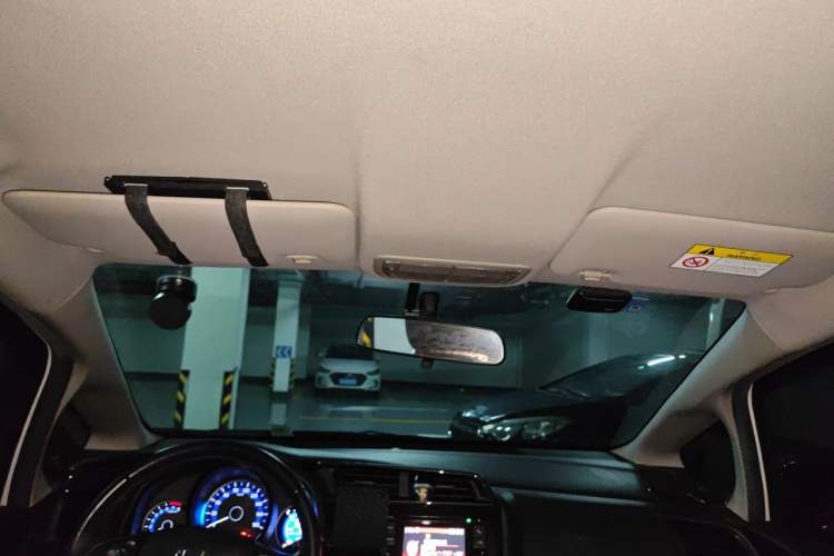 Used Honda Fit 2016 1.5L LX CVT Comfort Model Headliner