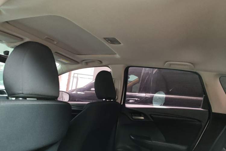 Used Honda Fit 2016 1.5L LXS CVT Comfort Sunroof Version Headliner