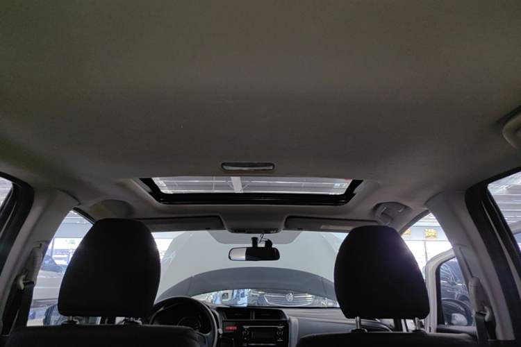 Used Honda Fit 2016 1.5L LXS CVT Comfort Sunroof Version Headliner