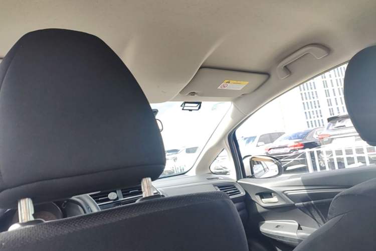 Used Honda Fit 2016 1.5L LX Manual Comfort Model Headliner
