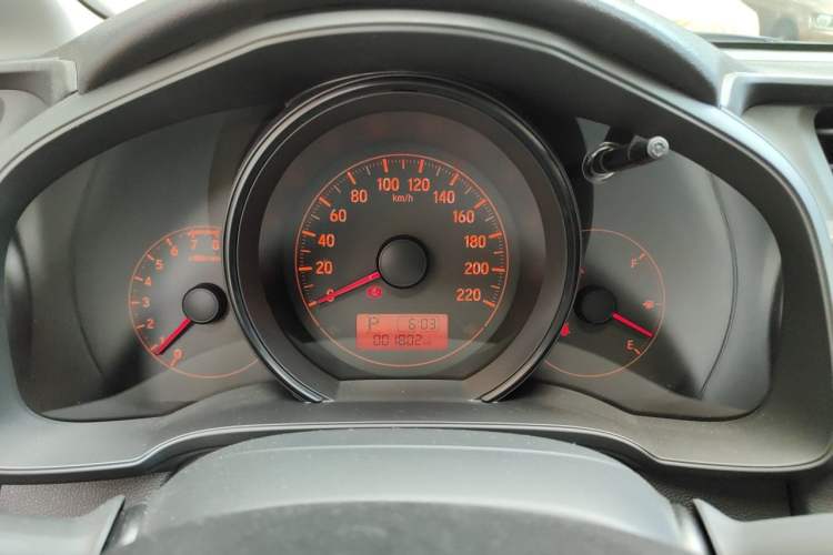 Used Honda Fit 2016 1.5L LX CVT Comfort Model Instrument Cluster