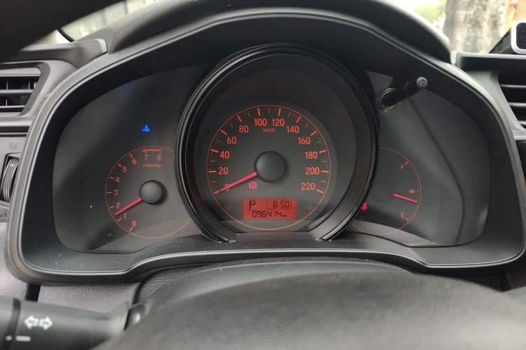 Used Honda Fit 2016 1.5L LX CVT Comfort Model Instrument Cluster