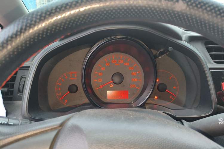 Used Honda Fit 2016 1.5L LX CVT Comfort Model Instrument Cluster