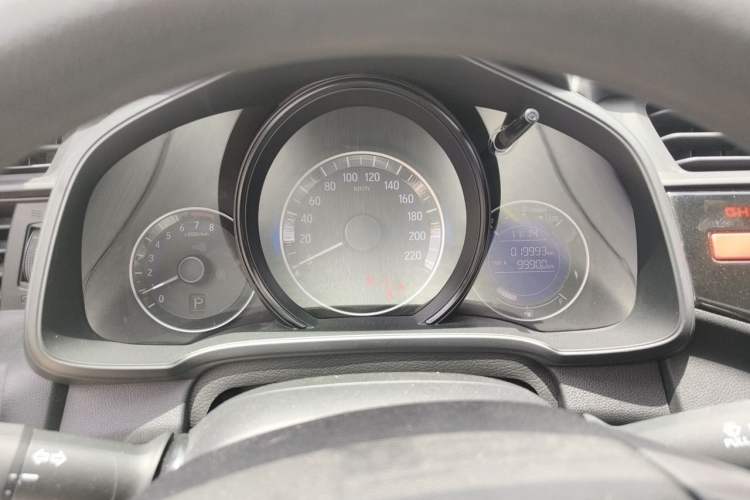 Used Honda Fit 2016 1.5L LXS CVT Comfort Sunroof Version Instrument Cluster