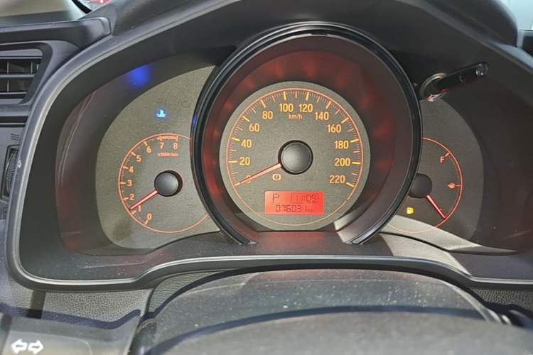 Used Honda Fit 2016 1.5L LX CVT Comfort Model Instrument Cluster