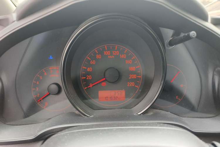 Used Honda Fit 2016 1.5L LX Manual Comfort Model Instrument Cluster