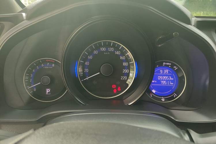 Used Honda Fit 2016 1.5L LXS CVT Comfort Sunroof Version Instrument Cluster