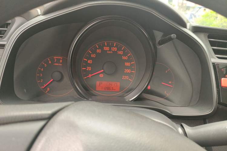Used Honda Fit 2016 1.5L LX CVT Comfort Model Instrument Cluster