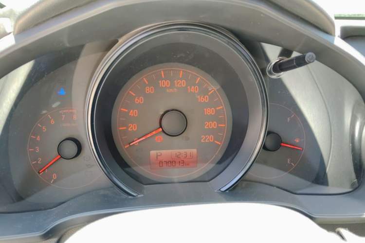 Used Honda Fit 2016 1.5L LX CVT Comfort Model Instrument Cluster