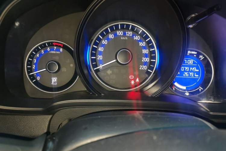 Used Honda Fit 2016 1.5L LXS CVT Comfort Sunroof Version Instrument Cluster